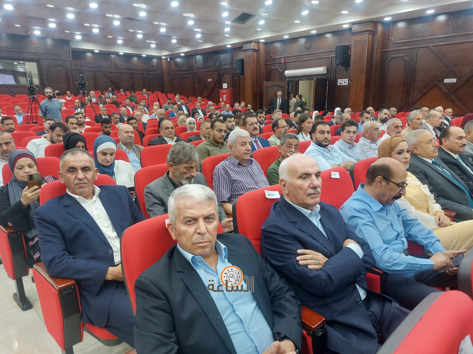 Madar Al-Saa Images 0.024312364294198807