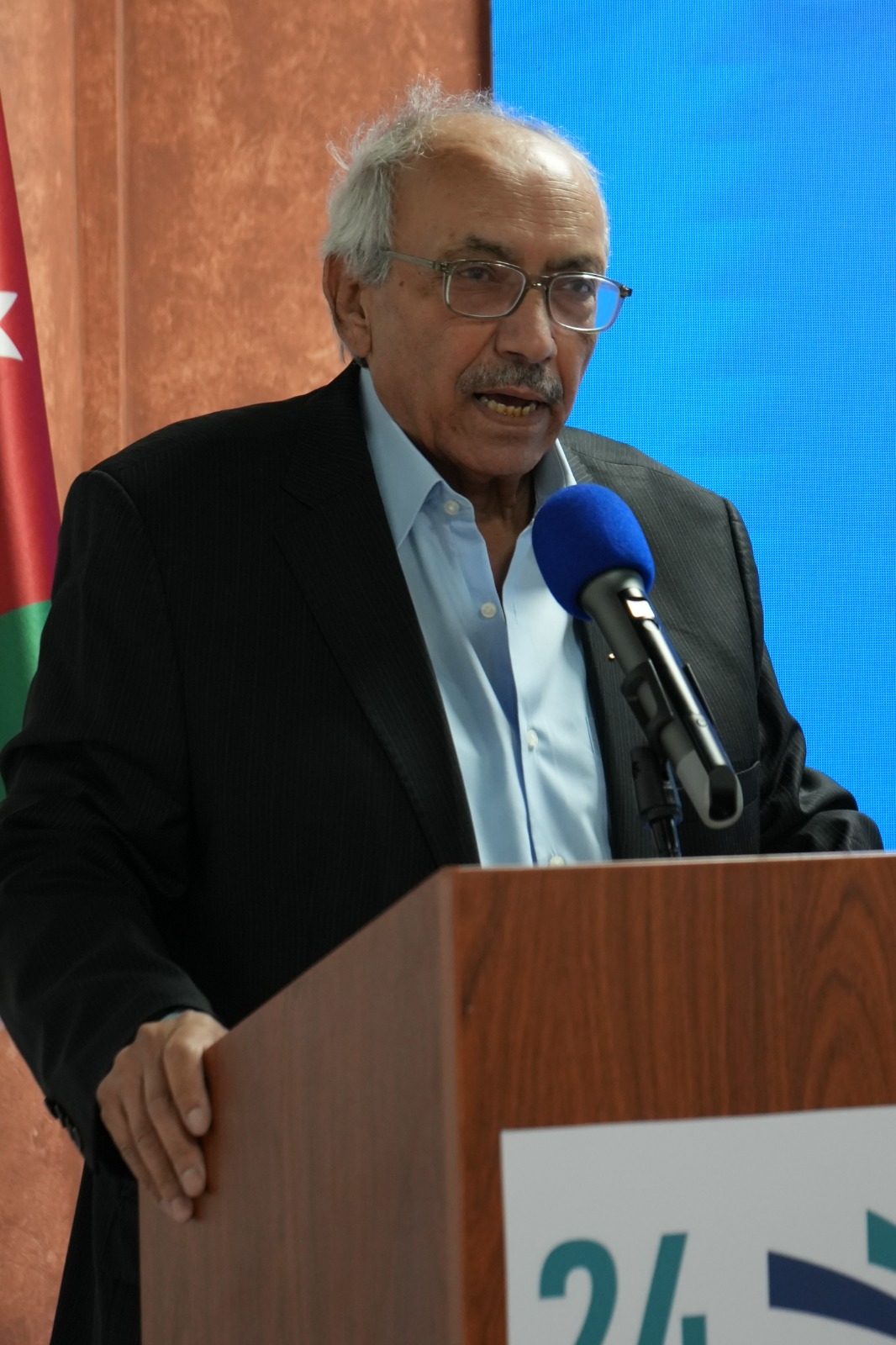 Madar Al-Saa Images 0.27306815551686414