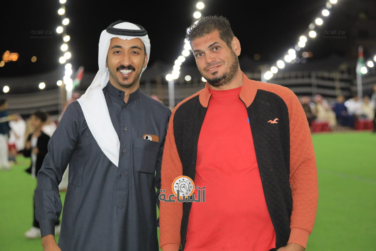 Madar Al-Saa Images 0.8421489211656356