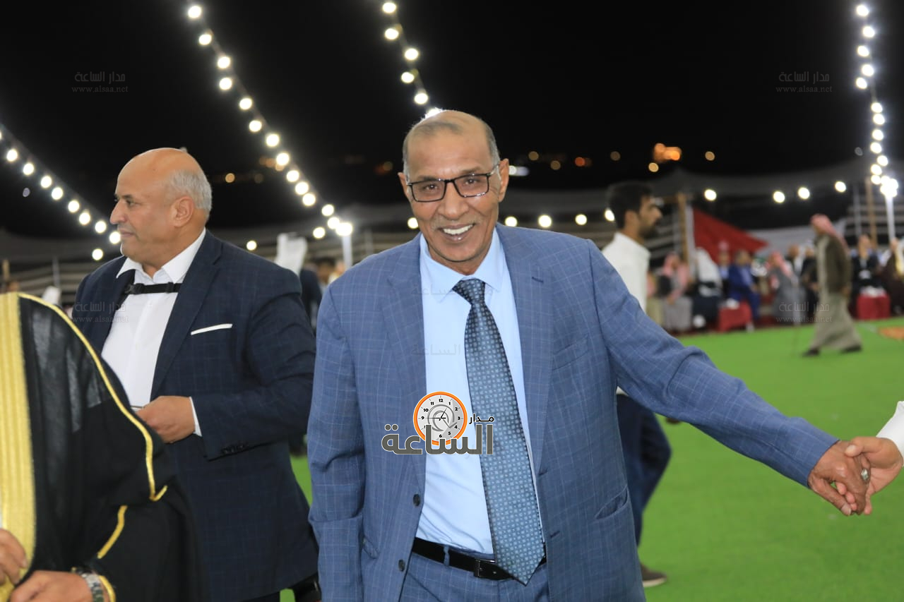 Madar Al-Saa Images 0.3645631370026431