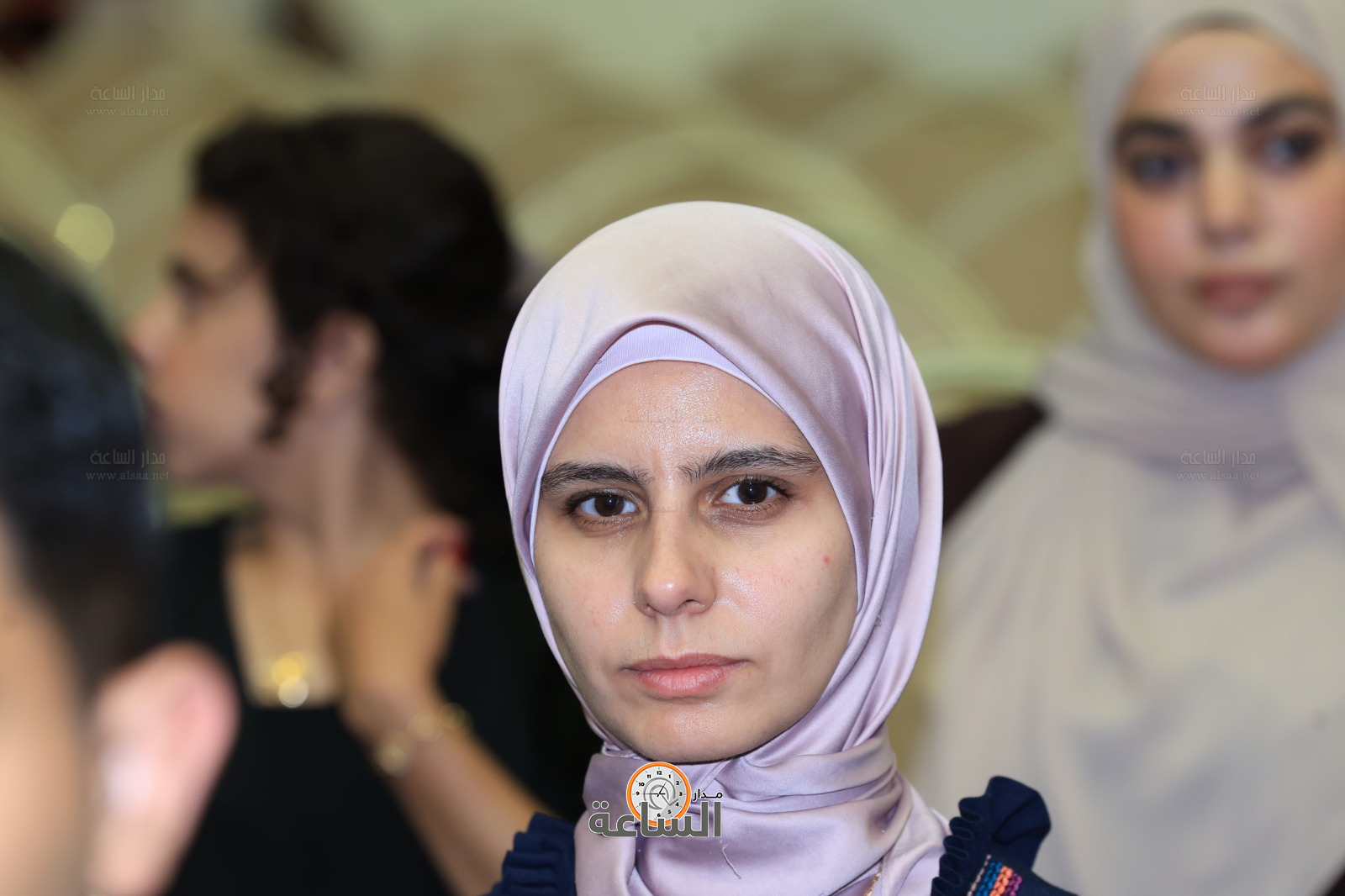 Madar Al-Saa Images 0.8748990475888547