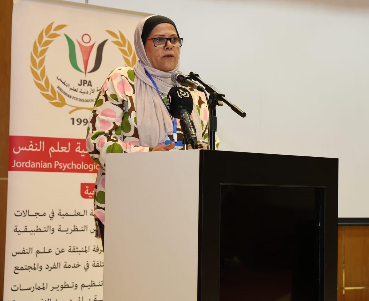 Madar Al-Saa Images 0.46634692562716706