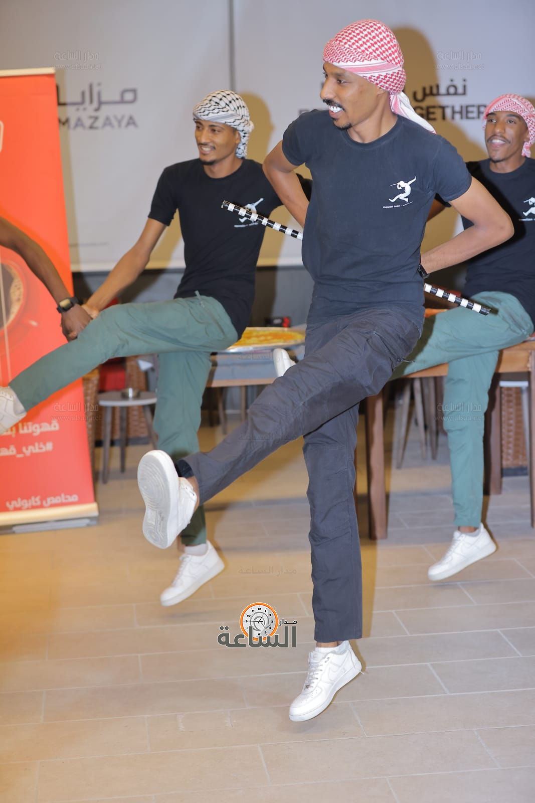 Madar Al-Saa Images 0.106808803788363