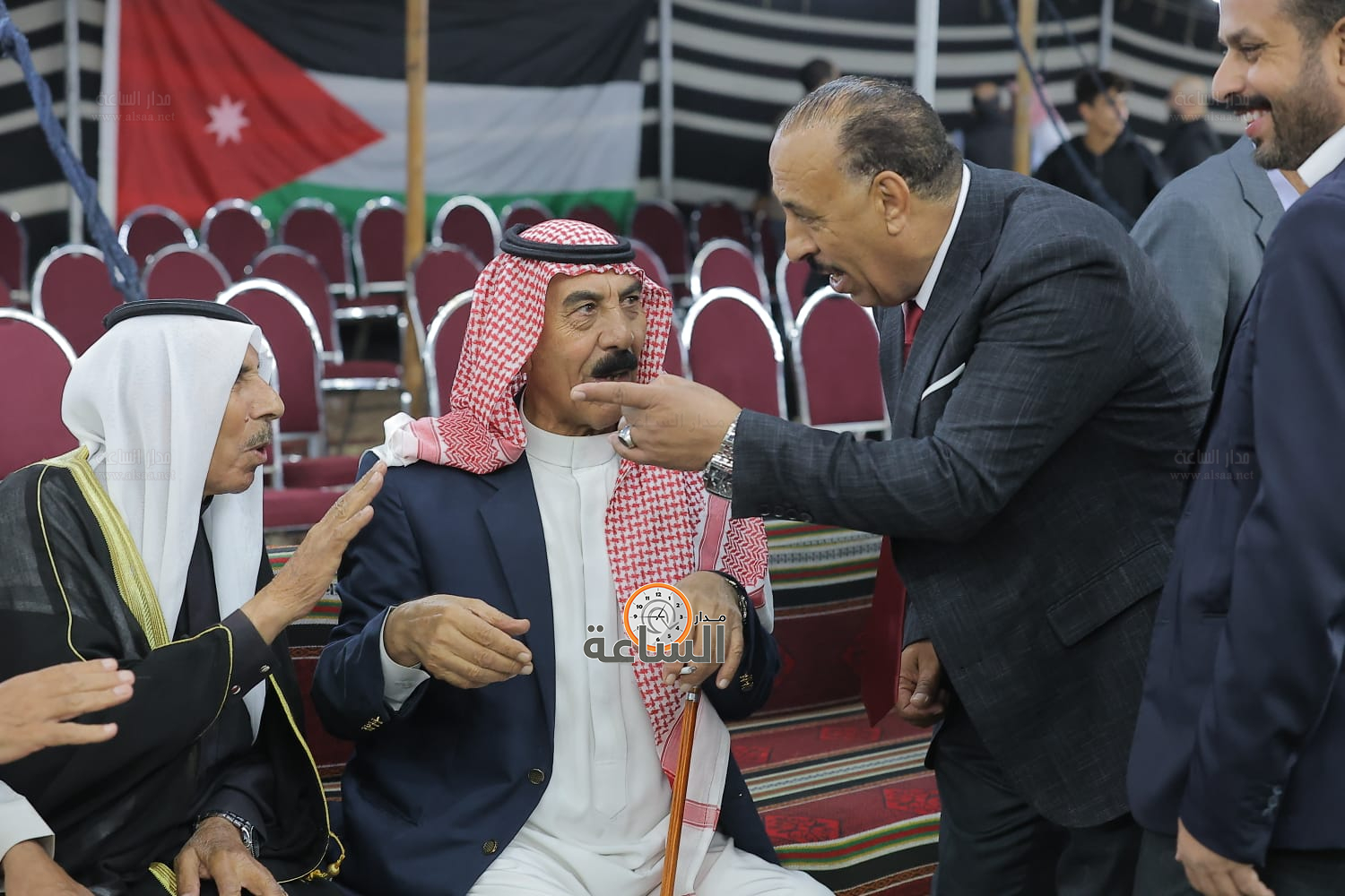 Madar Al-Saa Images 0.38322742530054354