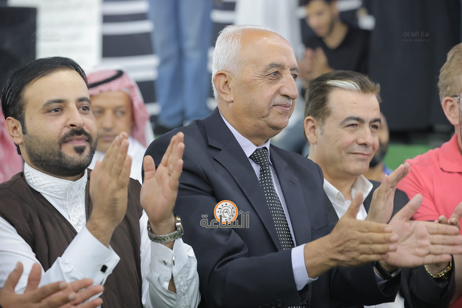 Madar Al-Saa Images 0.3698952308468363