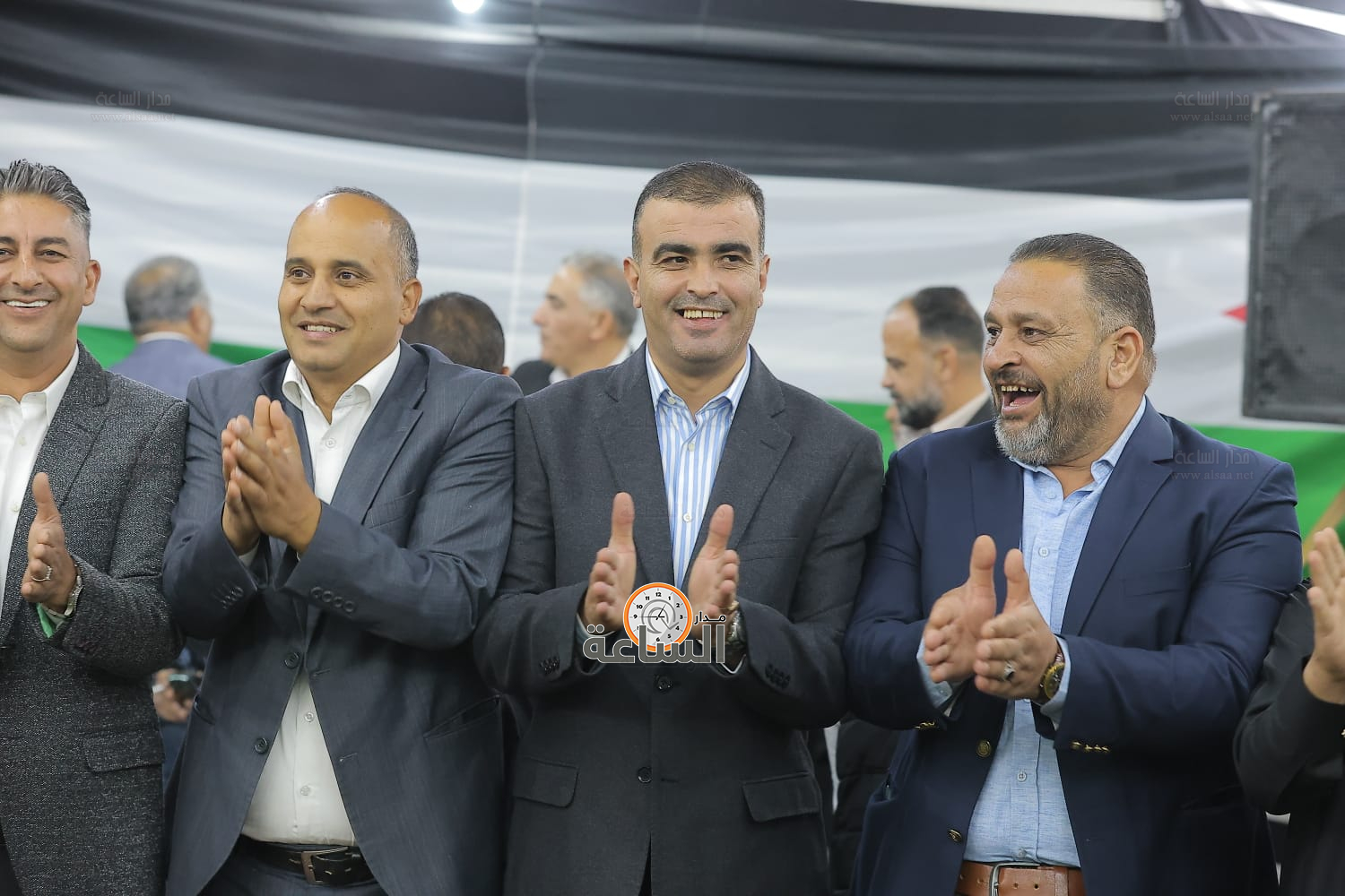 Madar Al-Saa Images 0.06215177097821245