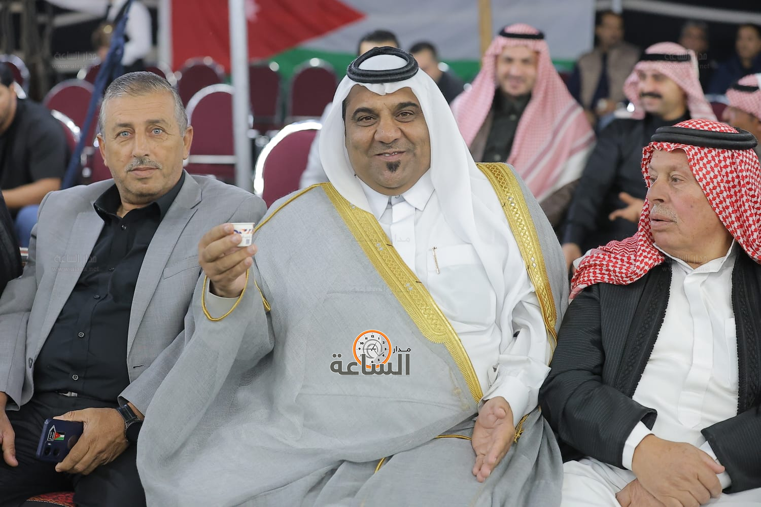 Madar Al-Saa Images 0.8050019524973554