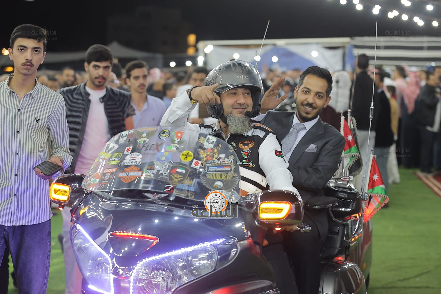 Madar Al-Saa Images 0.39379749340871517