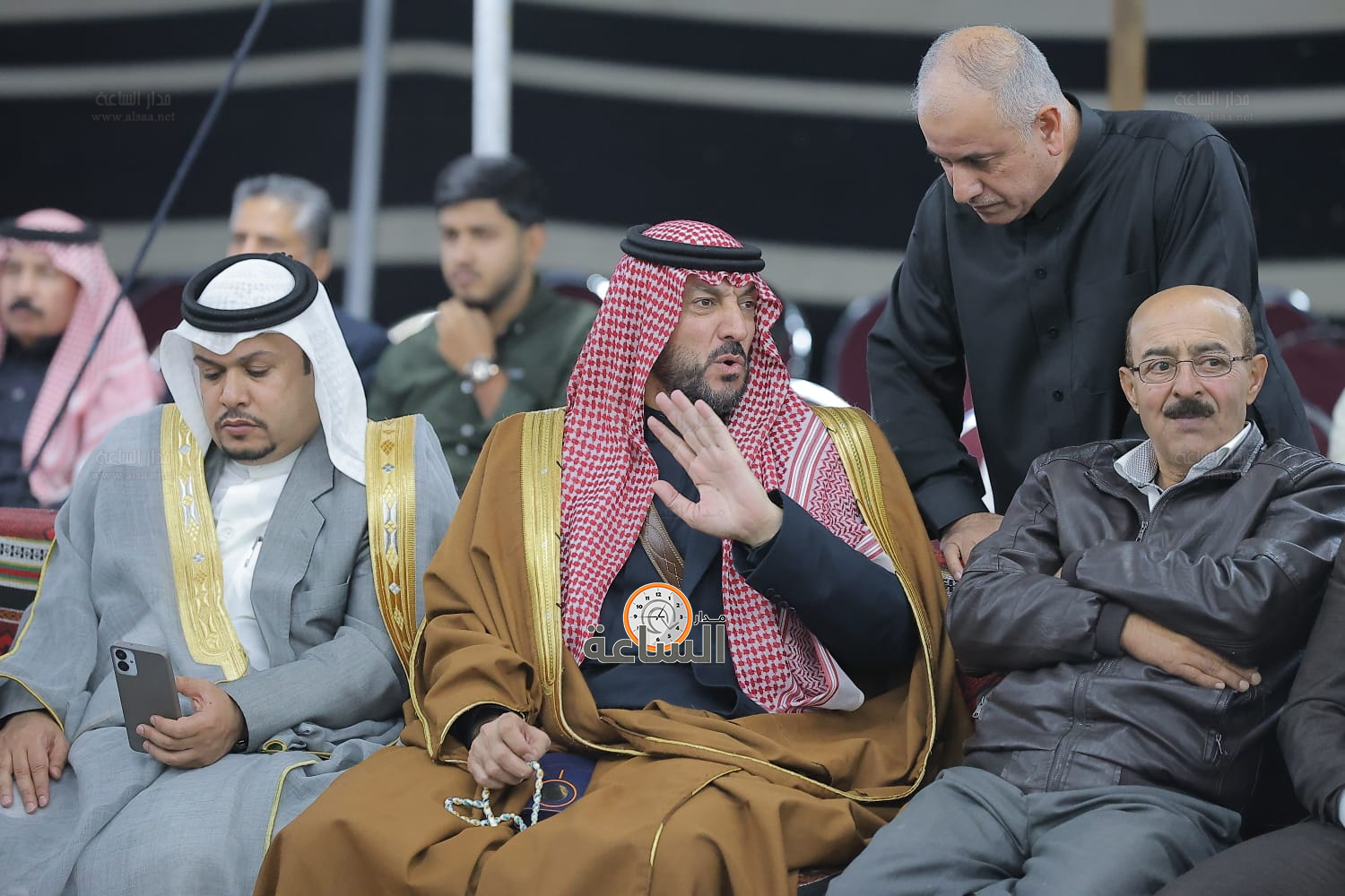 Madar Al-Saa Images 0.04078052488555084