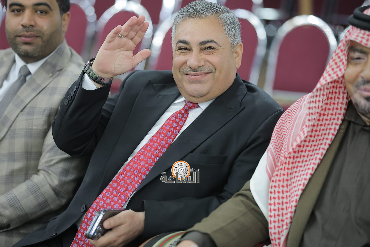 Madar Al-Saa Images 0.4103922449979497