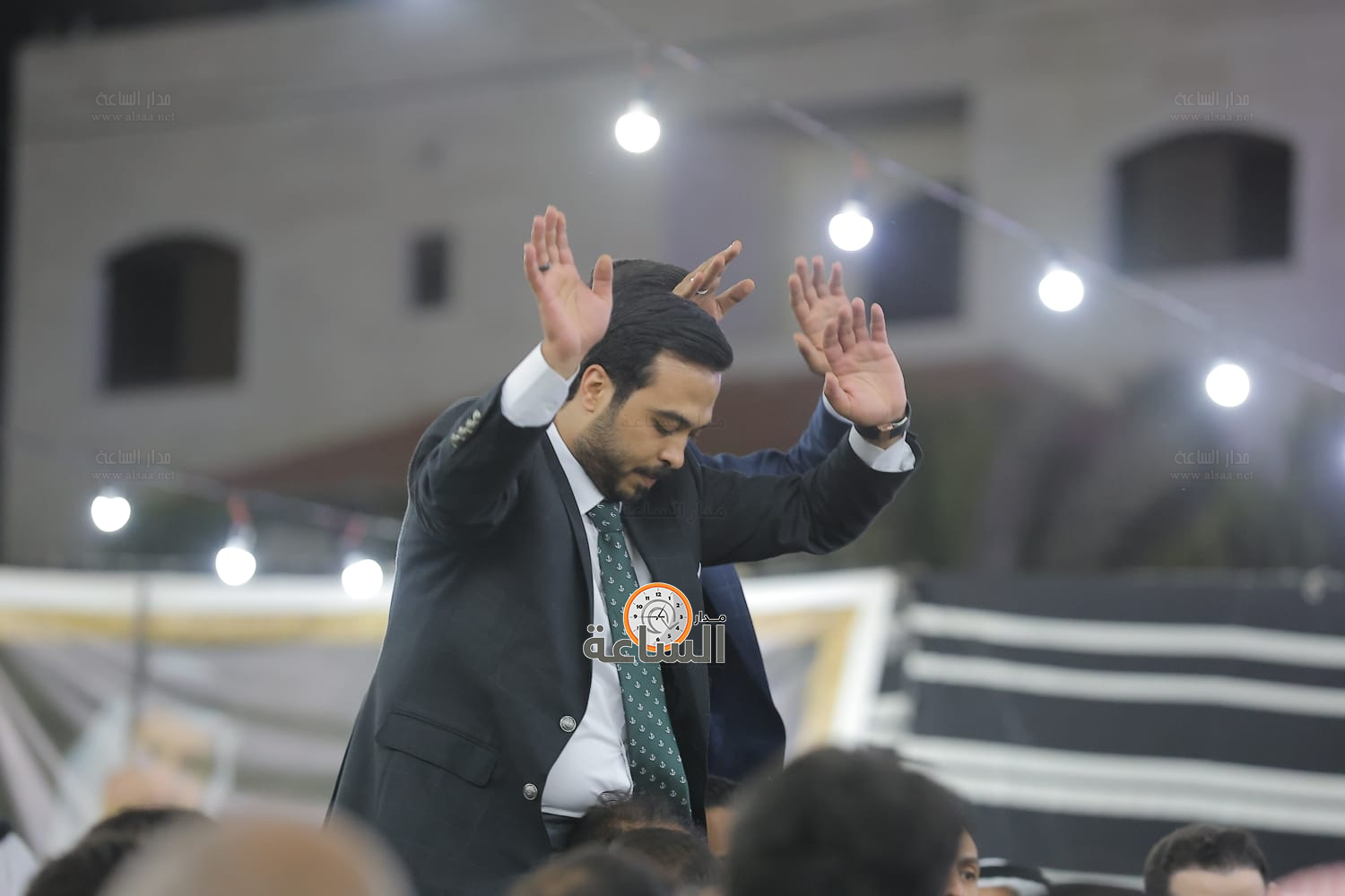 Madar Al-Saa Images 0.07463065616038955