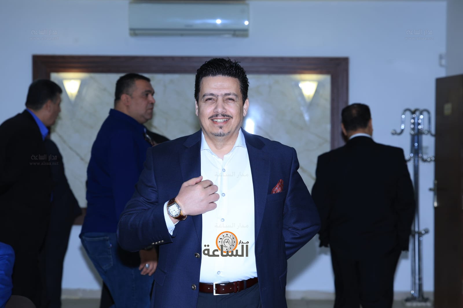 Madar Al-Saa Images 0.484830100924896