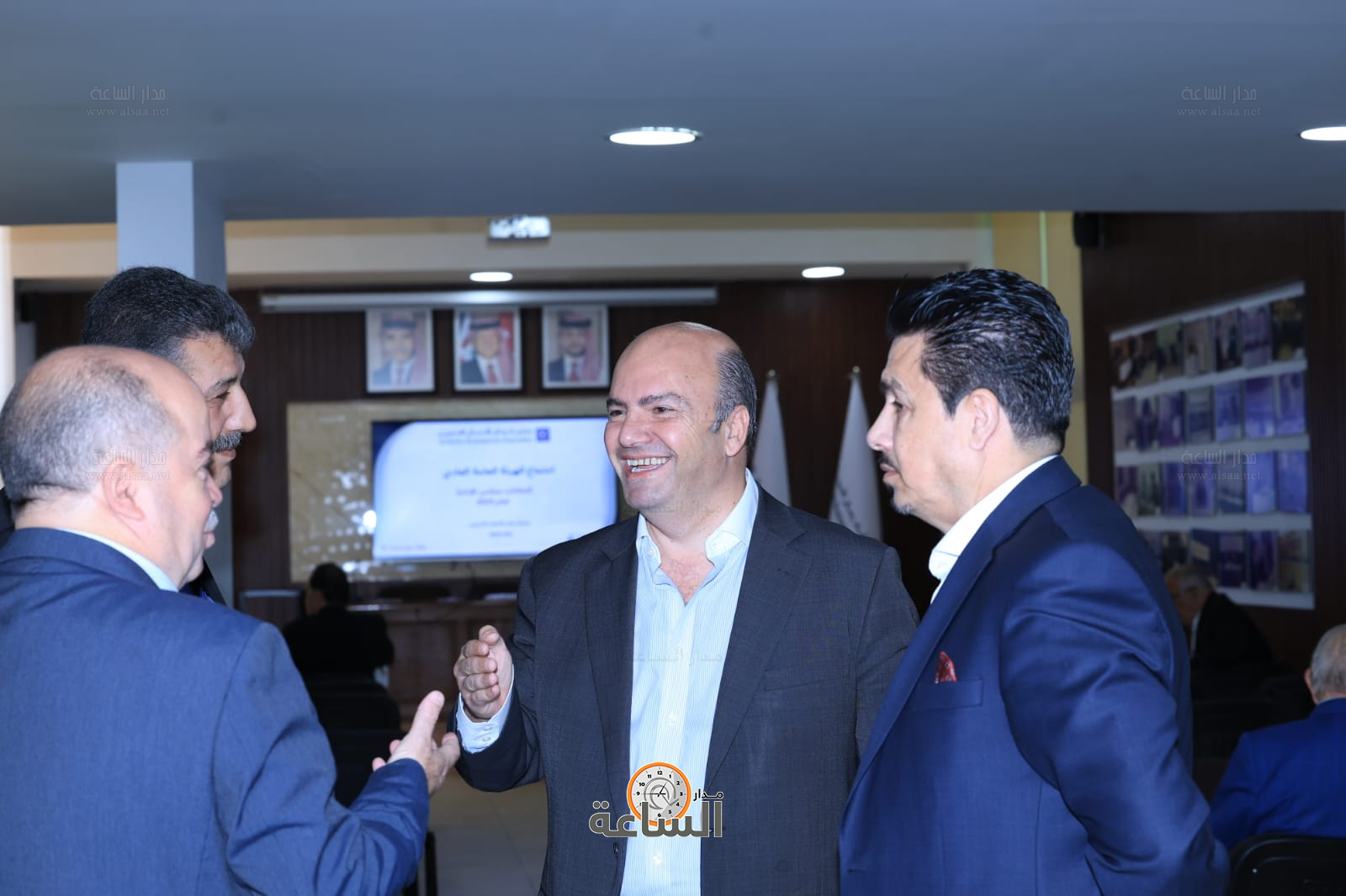 Madar Al-Saa Images 0.9095834092683426