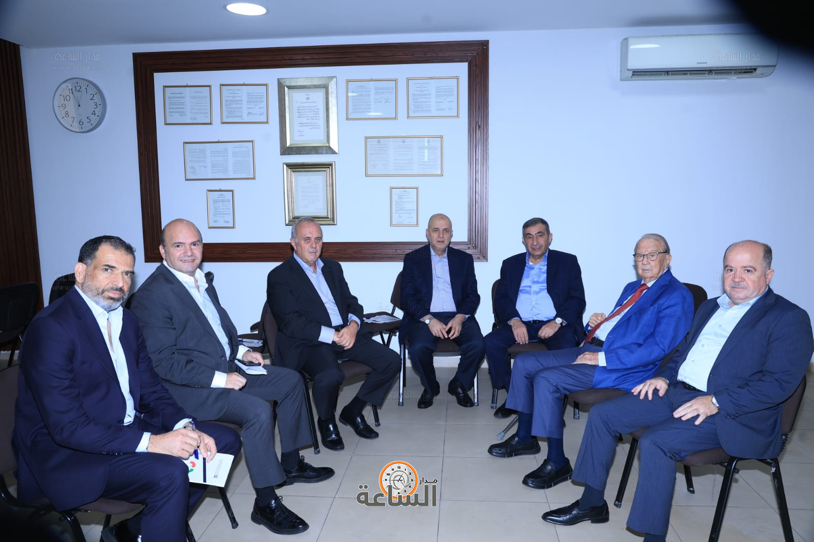 Madar Al-Saa Images 0.820788034720499