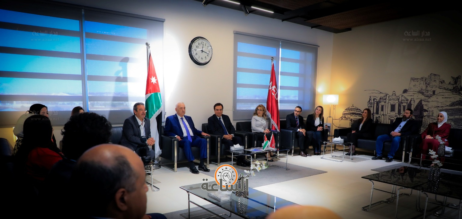 Madar Al-Saa Images 0.8330761907491946