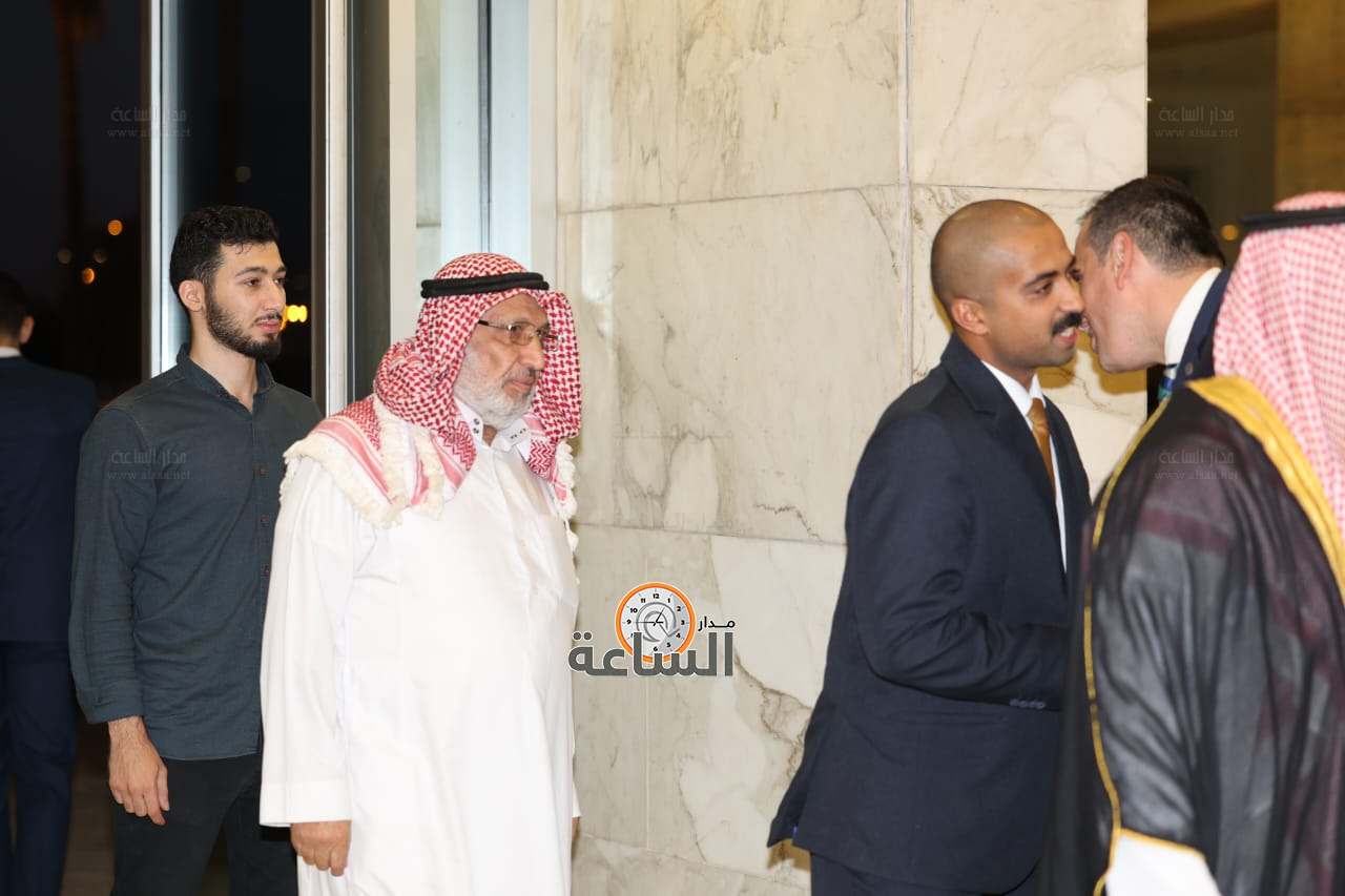 Madar Al-Saa Images 0.7139421714686489