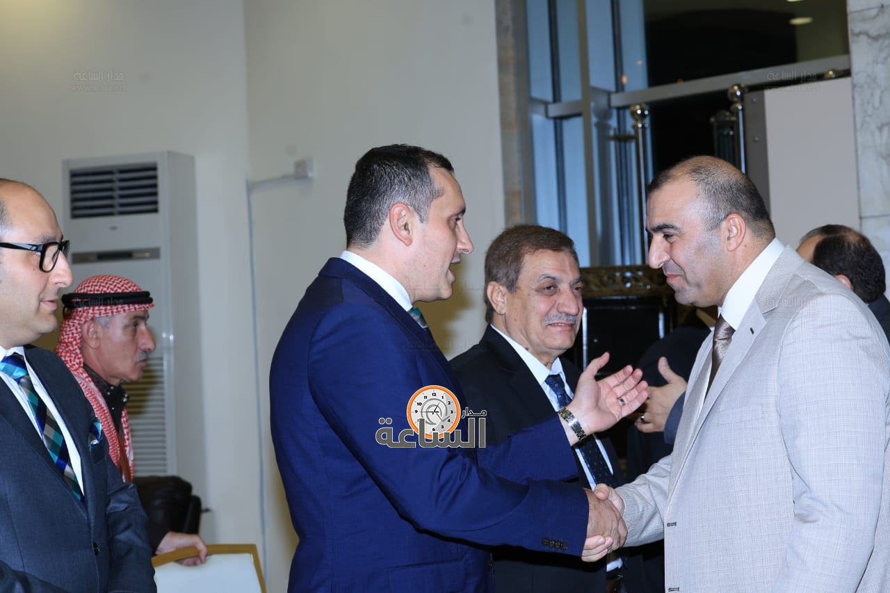 Madar Al-Saa Images 0.8079142923056221