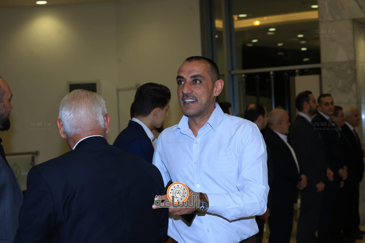 Madar Al-Saa Images 0.9601354777542366