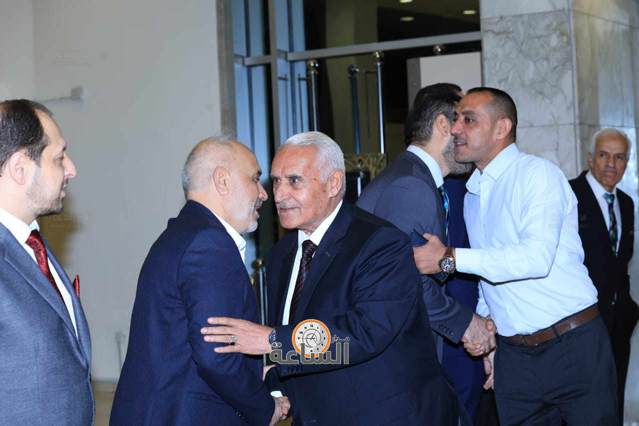 Madar Al-Saa Images 0.383221998453836