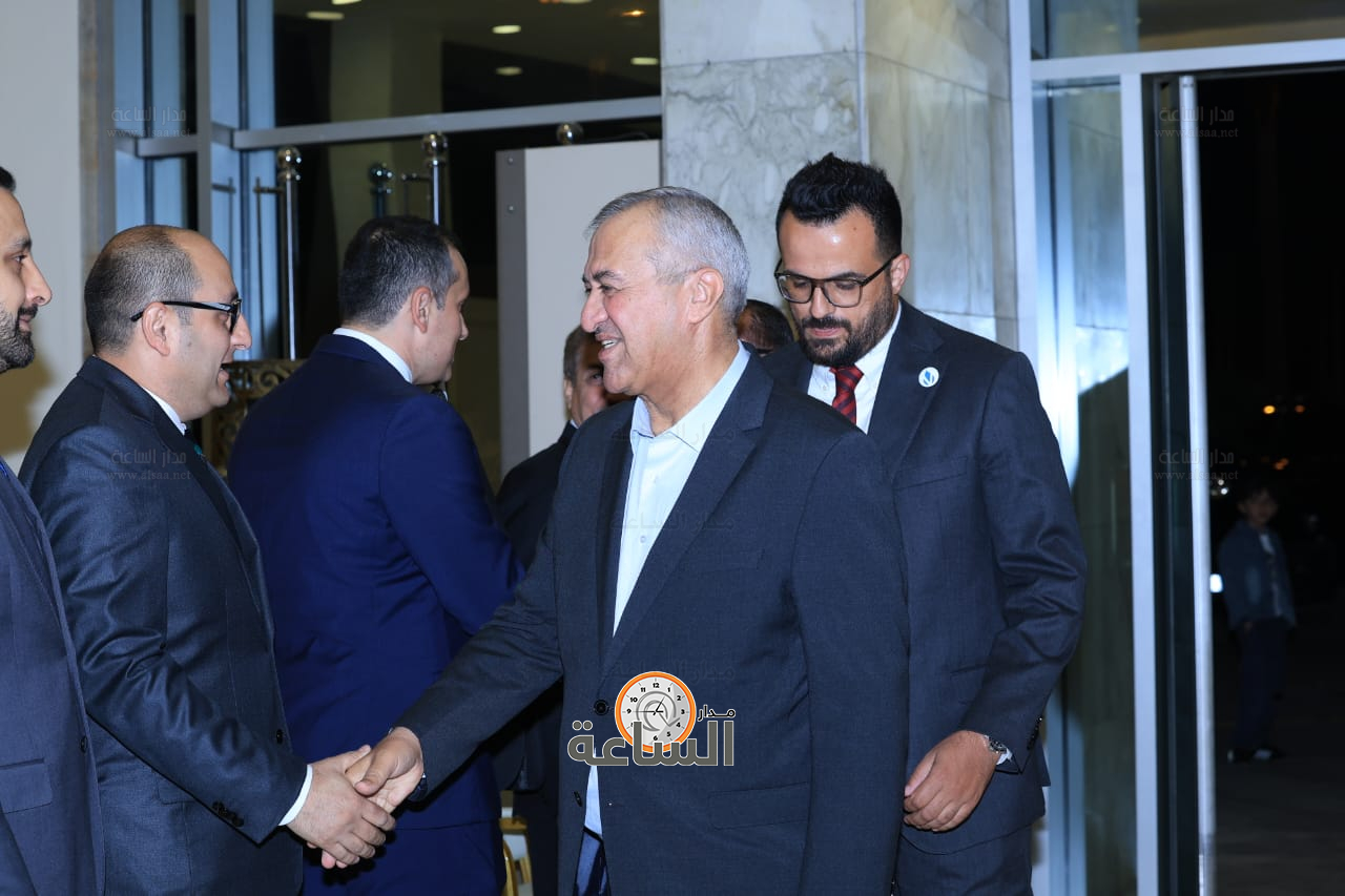 Madar Al-Saa Images 0.012654180439206186