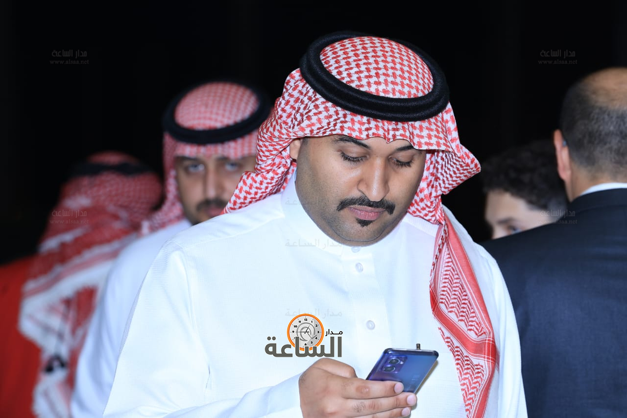 Madar Al-Saa Images 0.16648383013871215