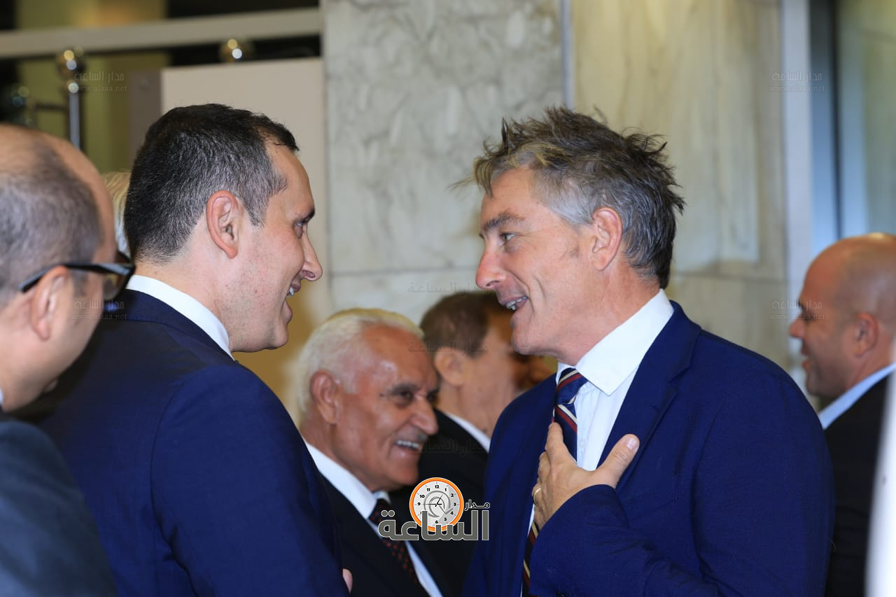 Madar Al-Saa Images 0.2548955488303265