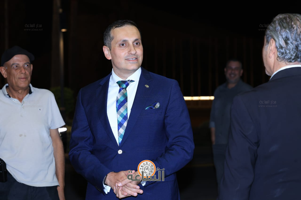 Madar Al-Saa Images 0.16102719005959