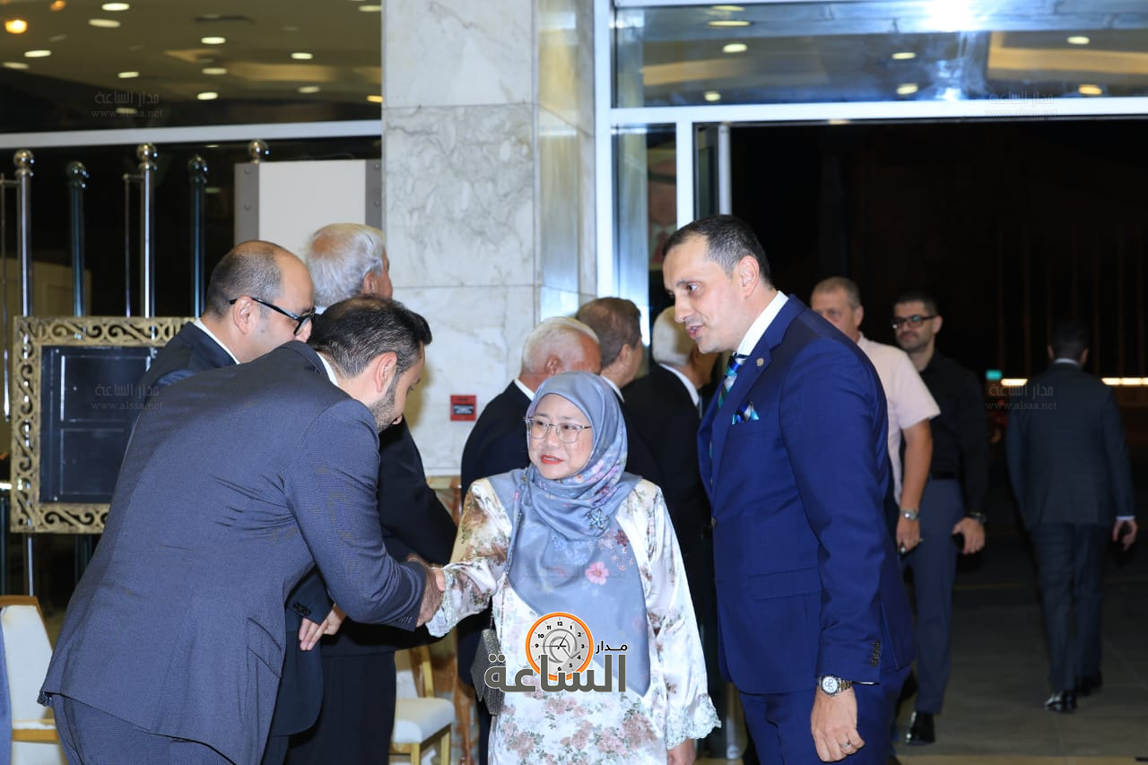 Madar Al-Saa Images 0.3442751005613396