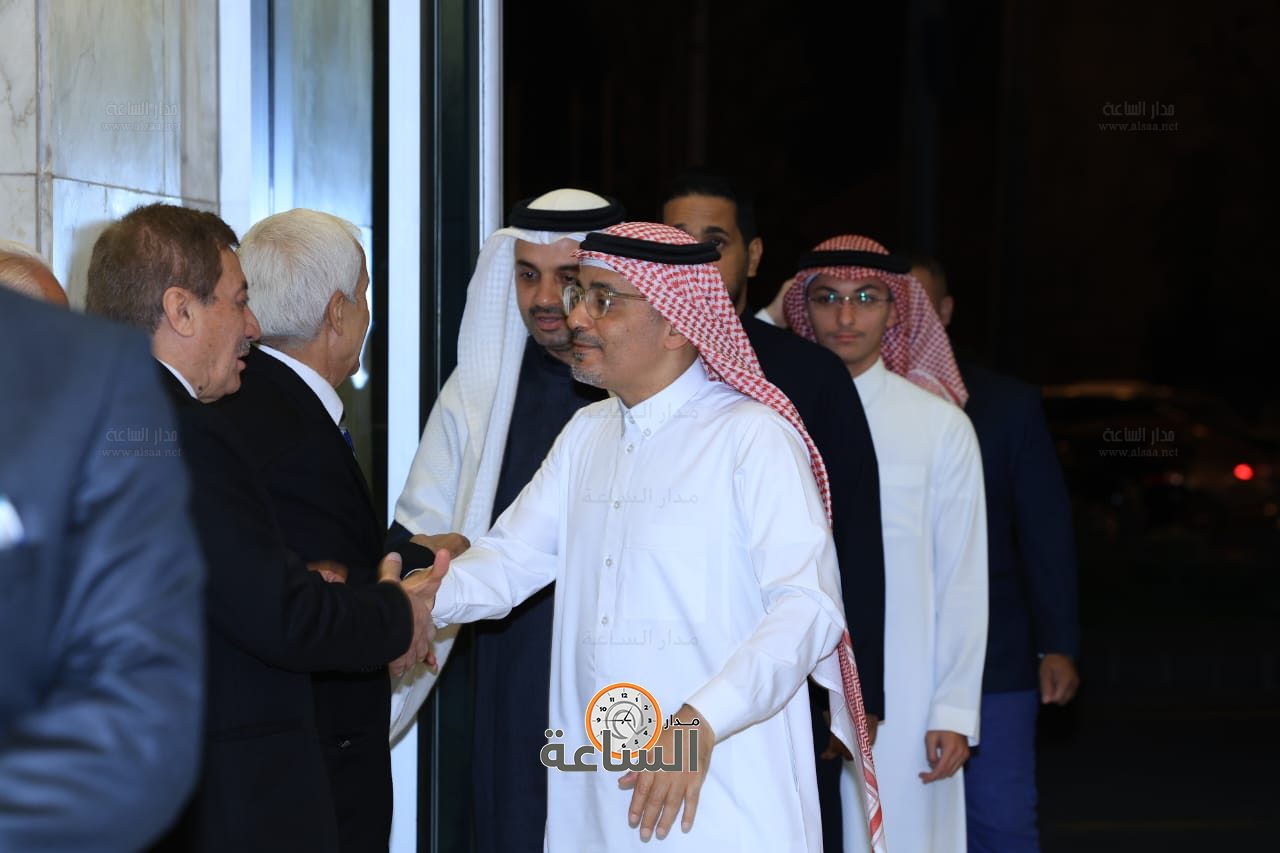 Madar Al-Saa Images 0.9821580490161099