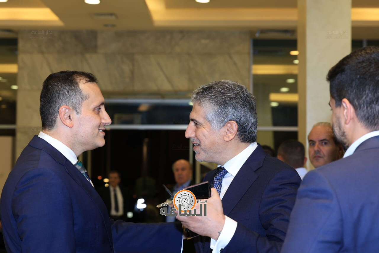 Madar Al-Saa Images 0.25998631330958644