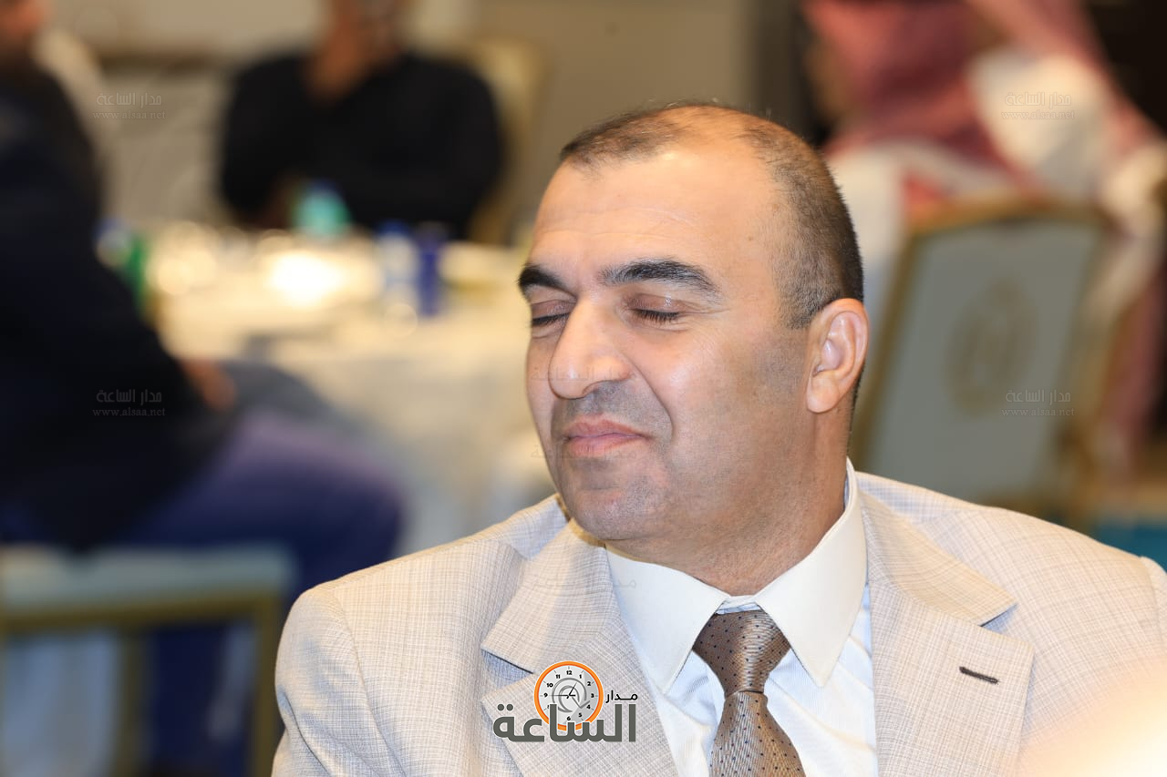 Madar Al-Saa Images 0.7486170465533117