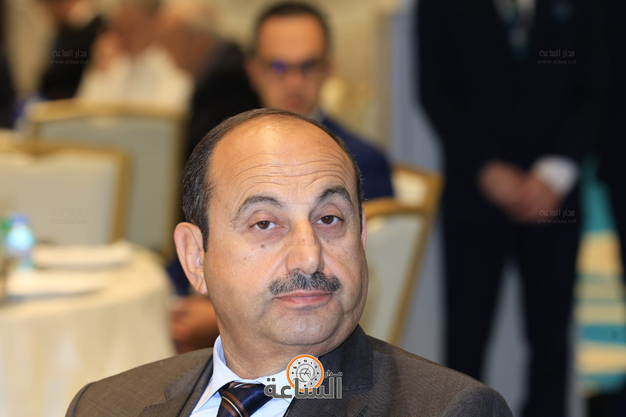 Madar Al-Saa Images 0.5469430411215517