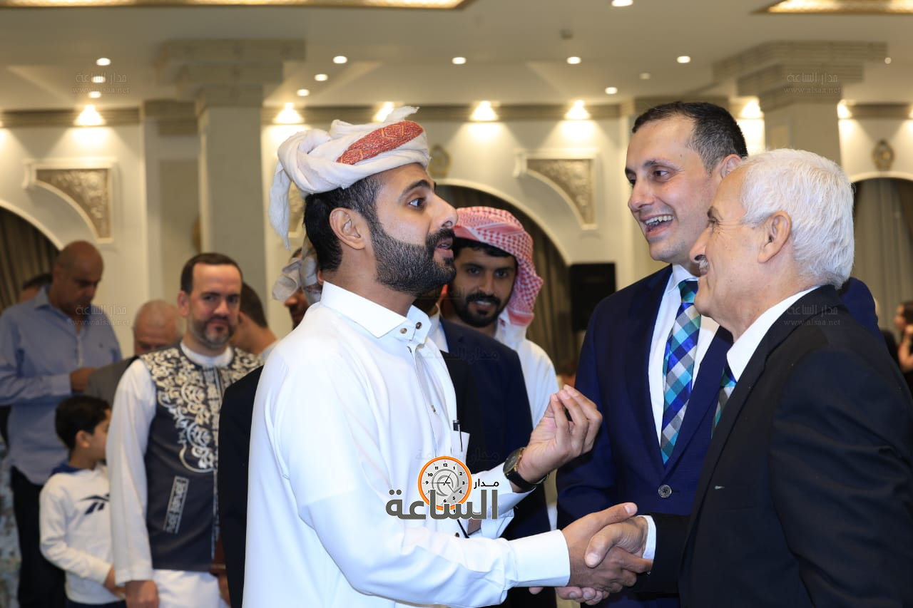 Madar Al-Saa Images 0.587920414796783