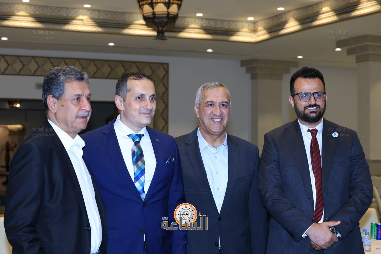 Madar Al-Saa Images 0.1764312186179997