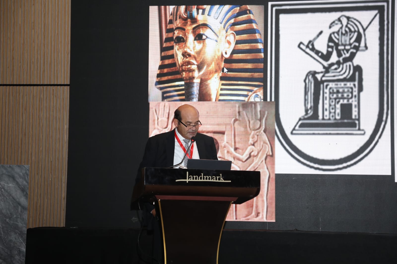 Madar Al-Saa Images 0.8857296973289068