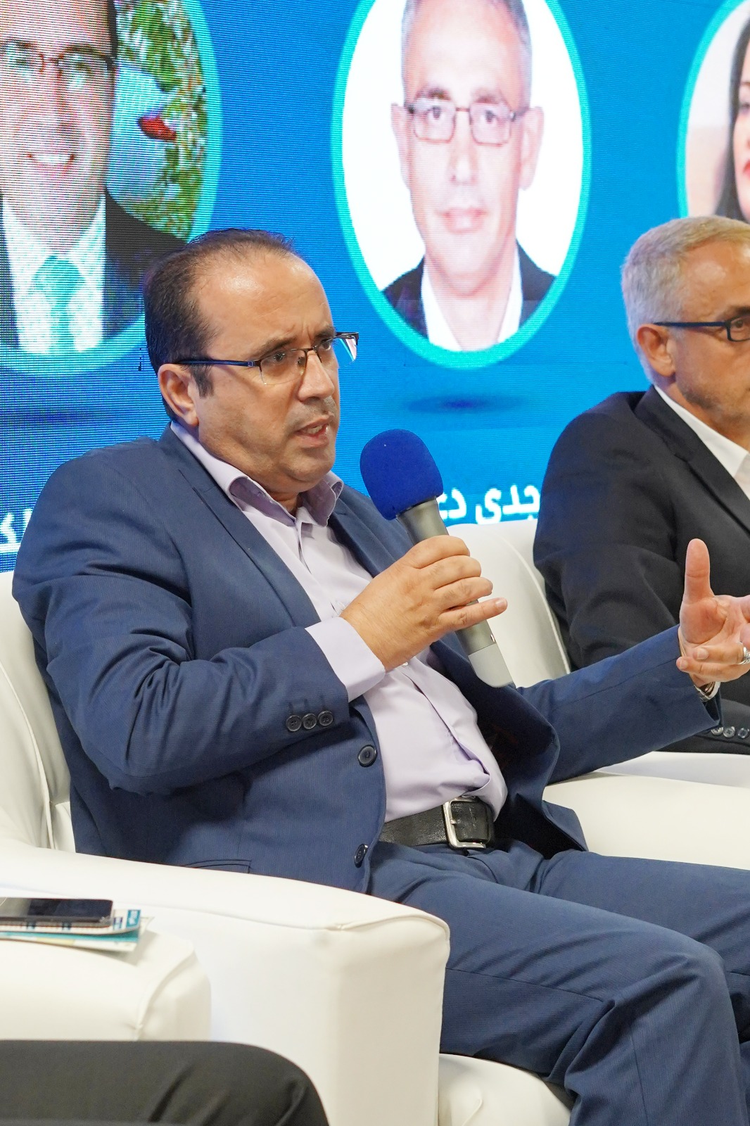 Madar Al-Saa Images 0.23740916217336128