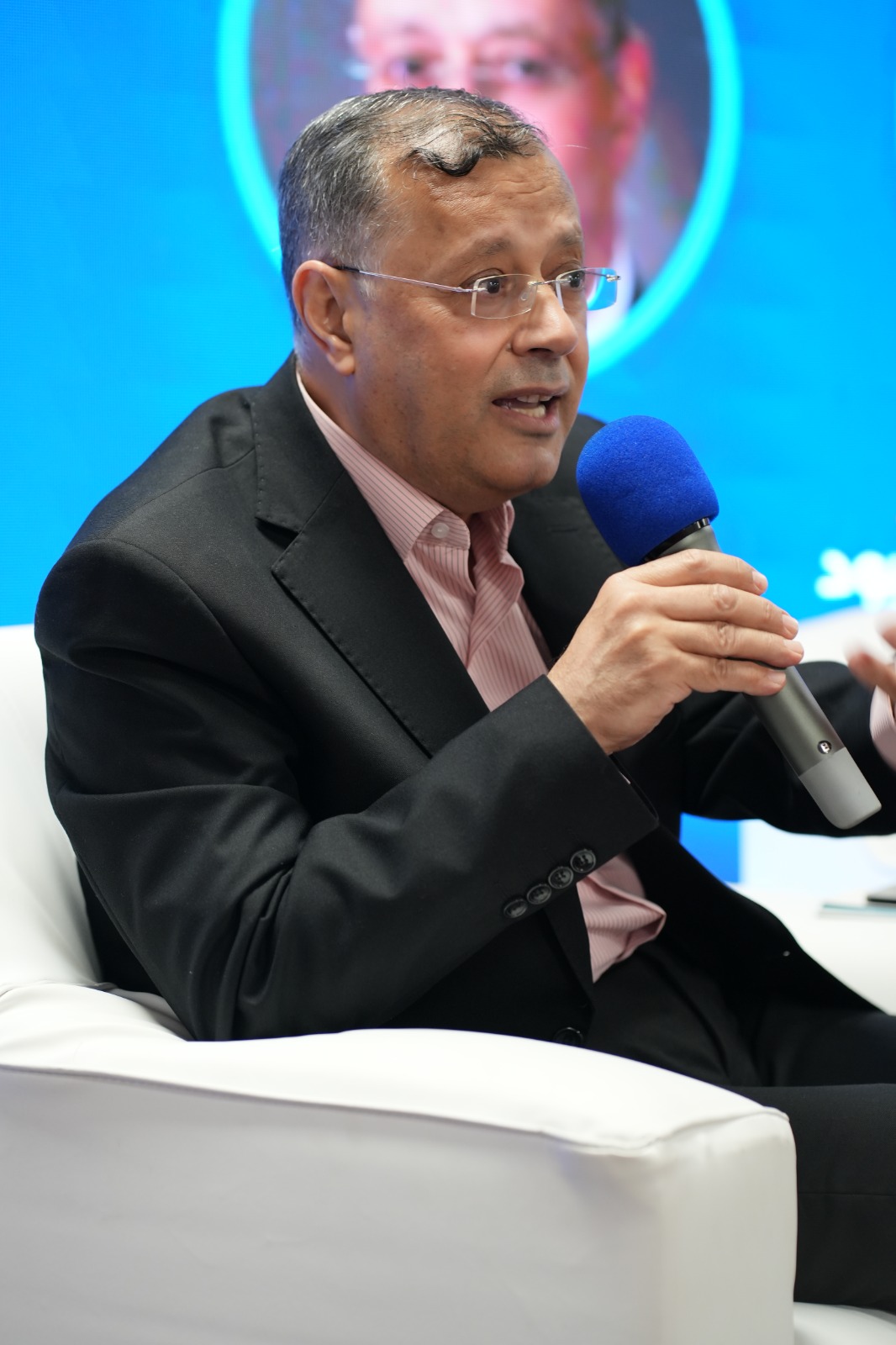 Madar Al-Saa Images 0.7449010166733128