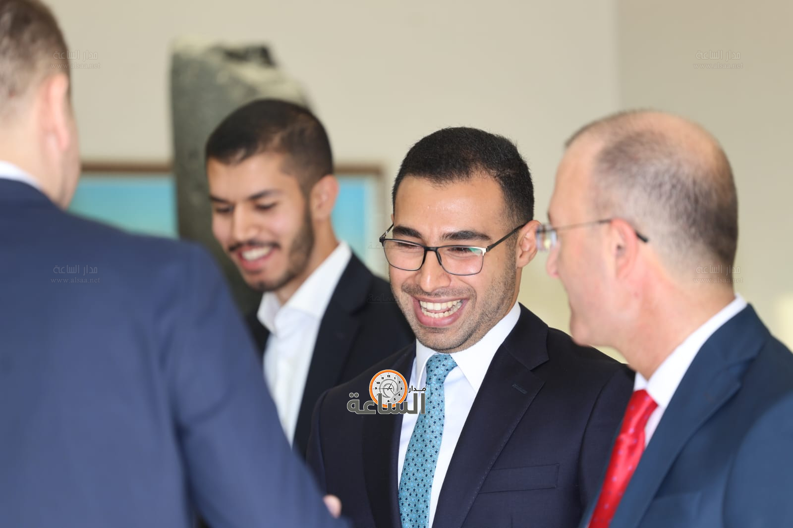 Madar Al-Saa Images 0.4703149645362442