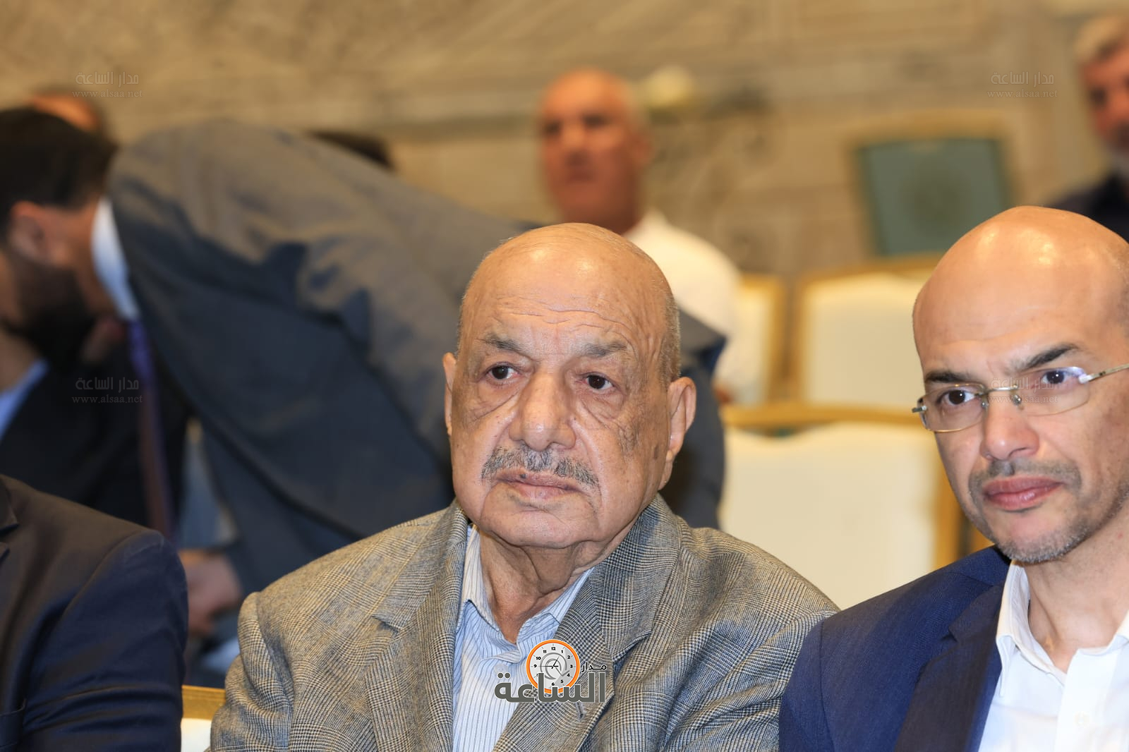 Madar Al-Saa Images 0.3194923880342545