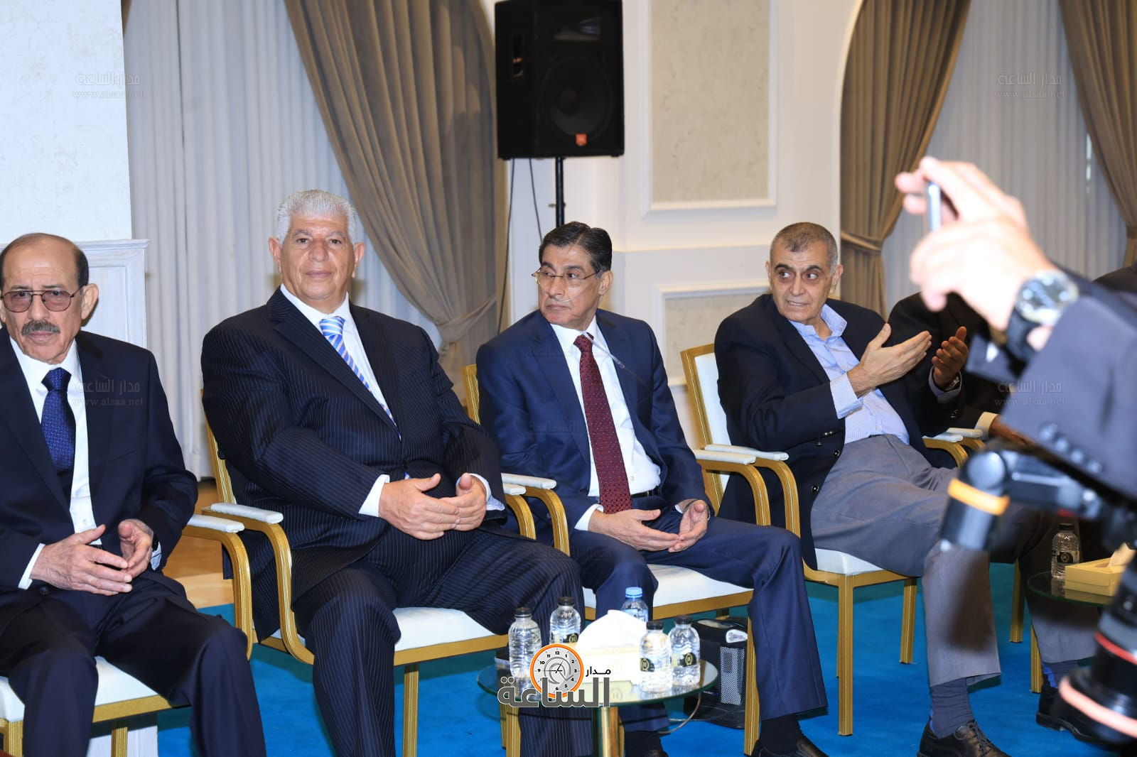 Madar Al-Saa Images 0.8232362555850713