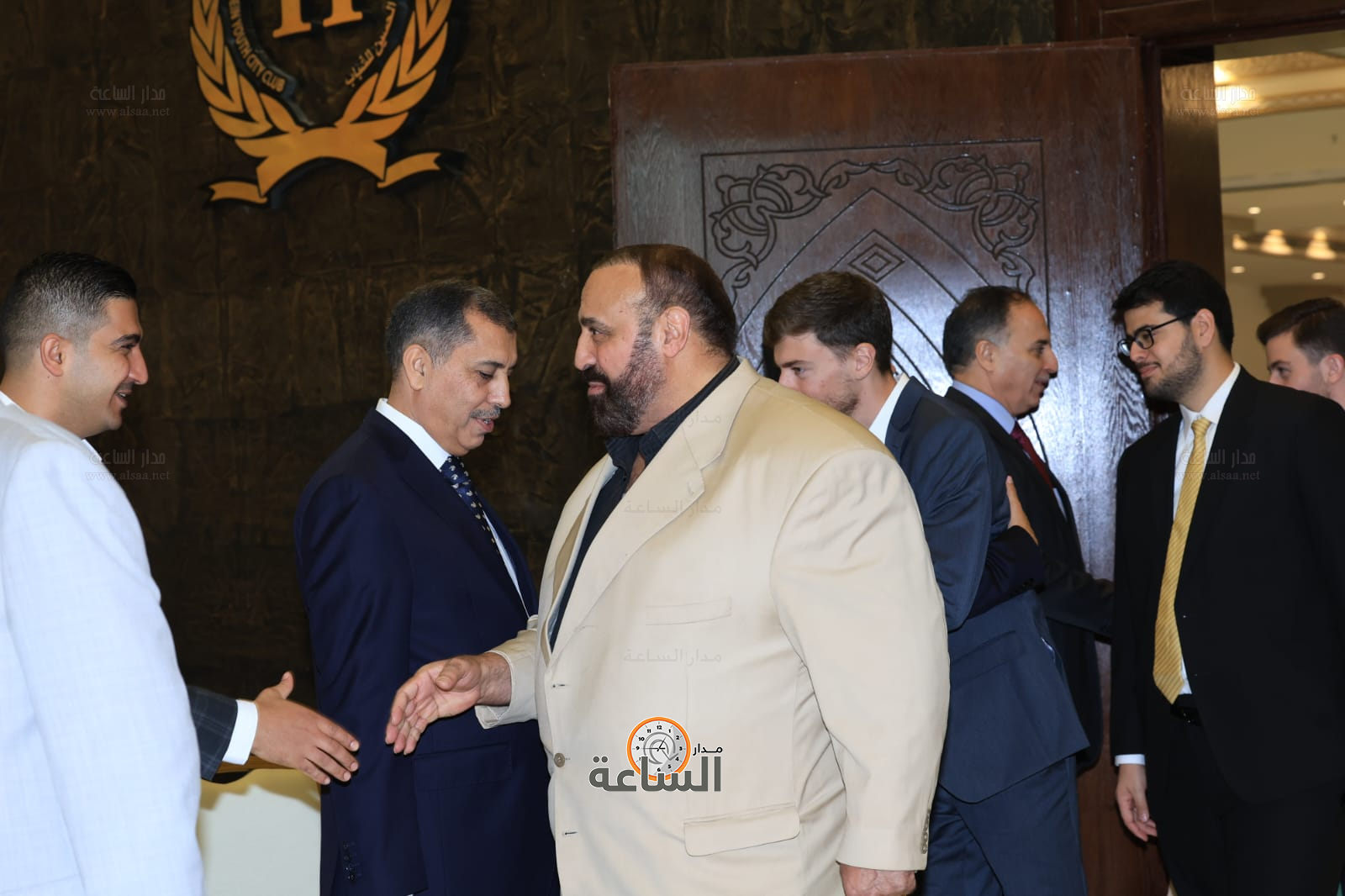 Madar Al-Saa Images 0.5792922101149062