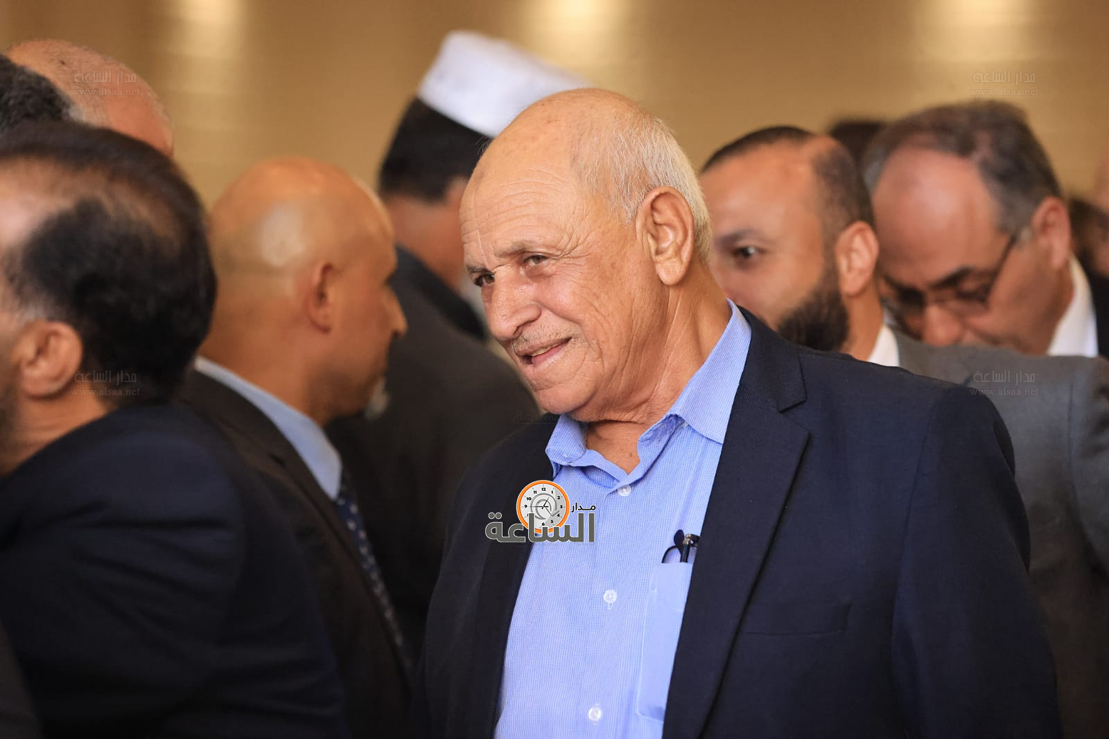 Madar Al-Saa Images 0.48249240724075537