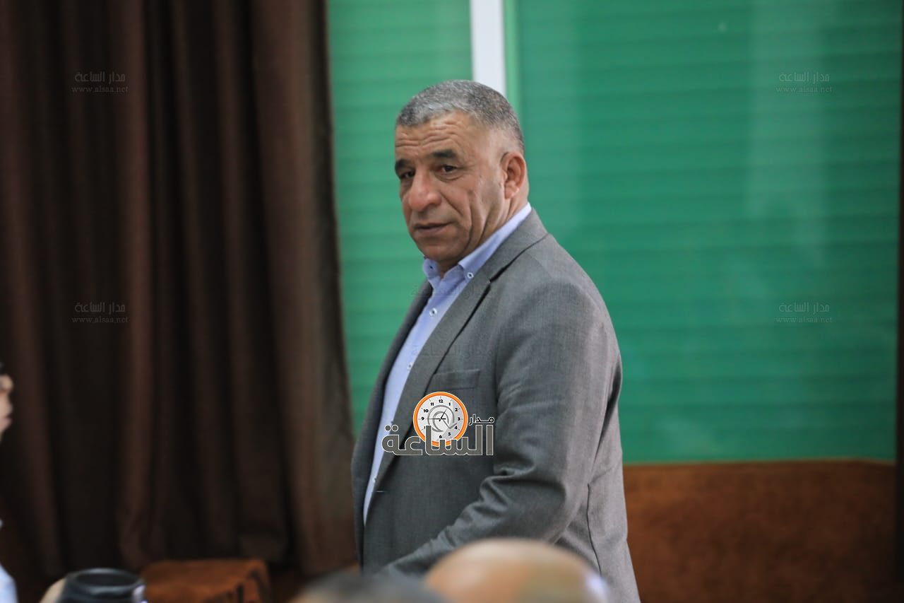 Madar Al-Saa Images 0.4252279727712176