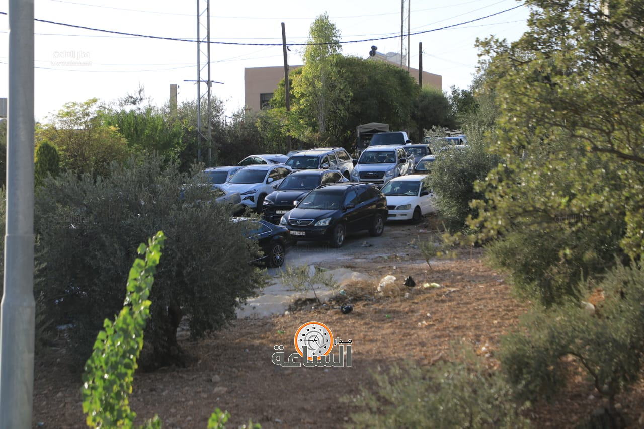 Madar Al-Saa Images 0.8385715593821224