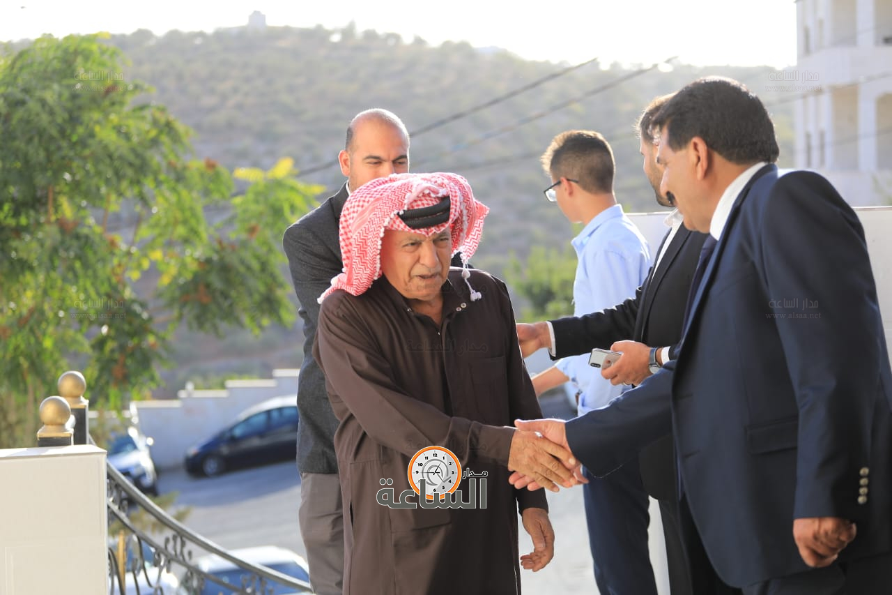 Madar Al-Saa Images 0.1909646291880408