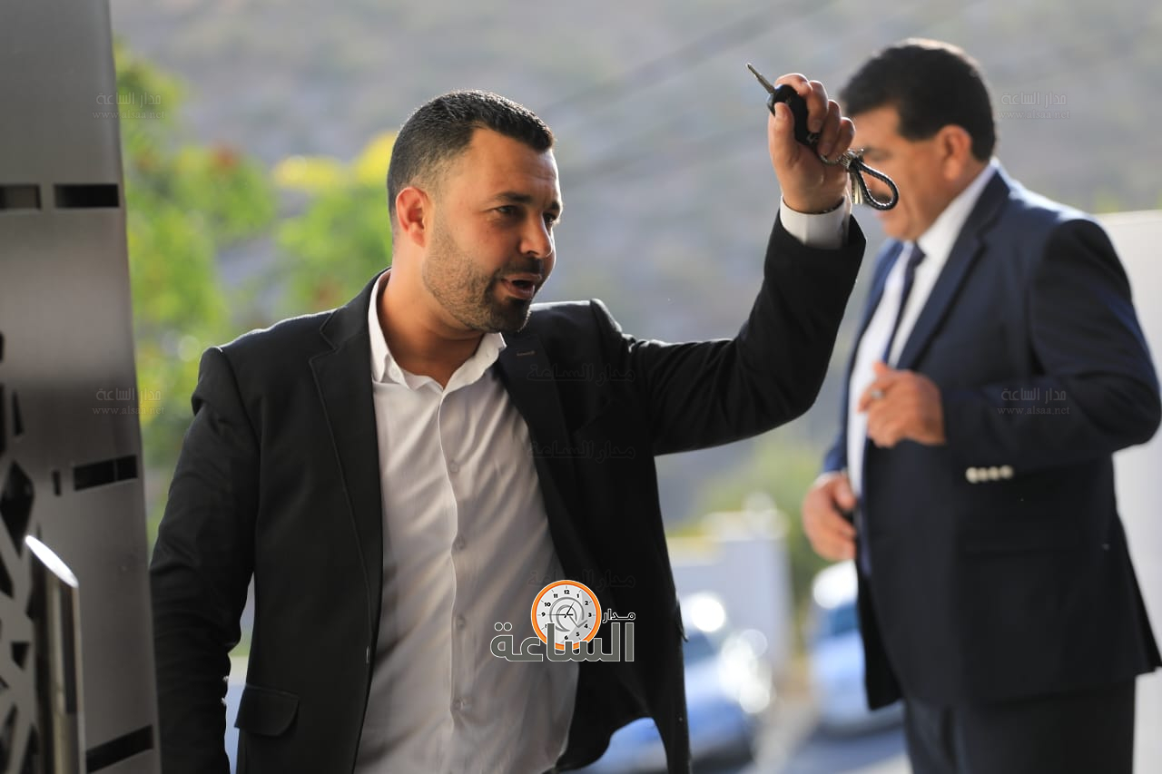 Madar Al-Saa Images 0.4224346020593348