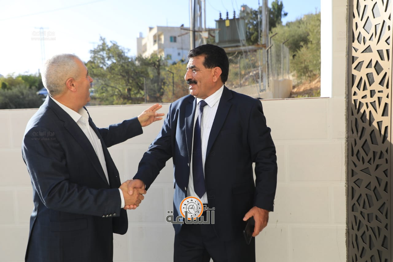 Madar Al-Saa Images 0.41373029374918346