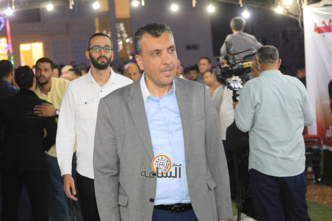 Madar Al-Saa Images 0.41877504642563