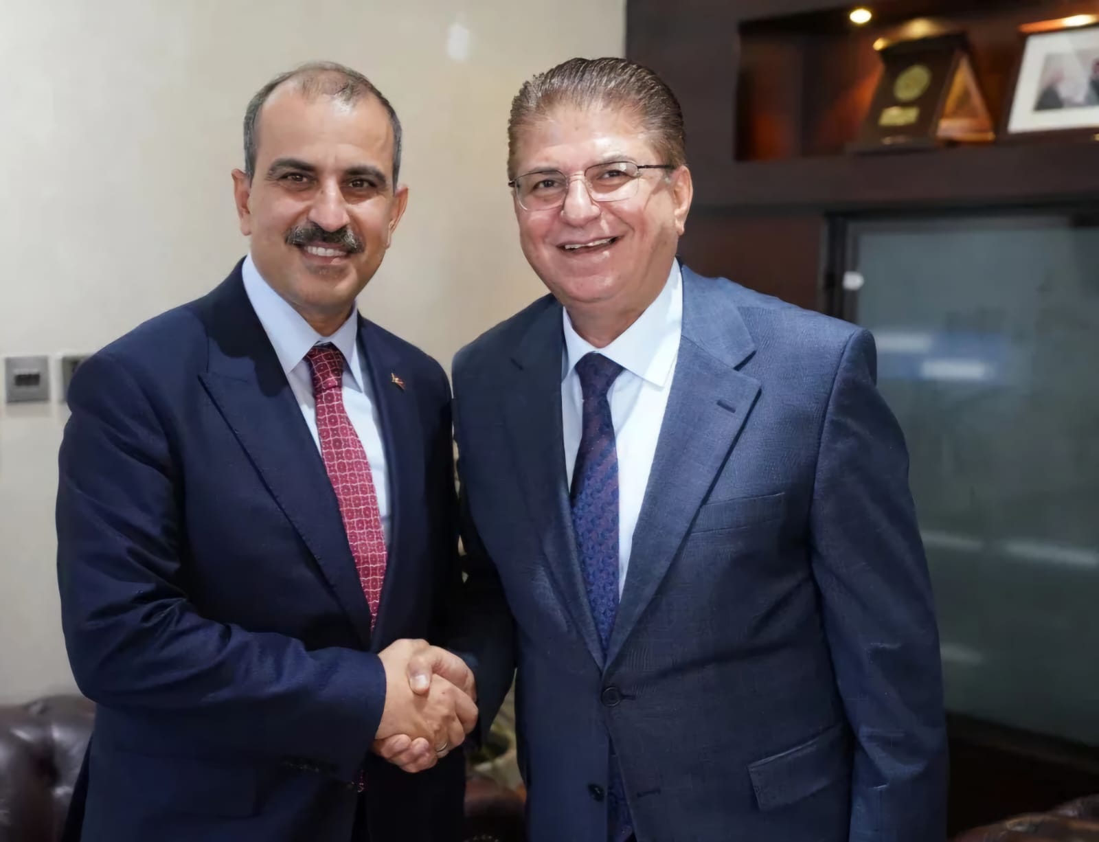 Madar Al-Saa Images 0.709841988388853