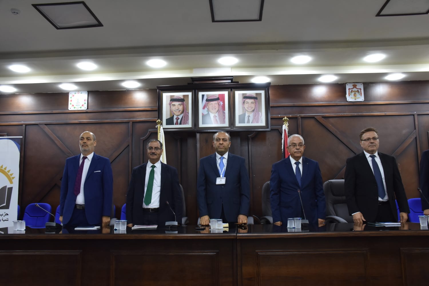 Madar Al-Saa Images 0.5095601888593675